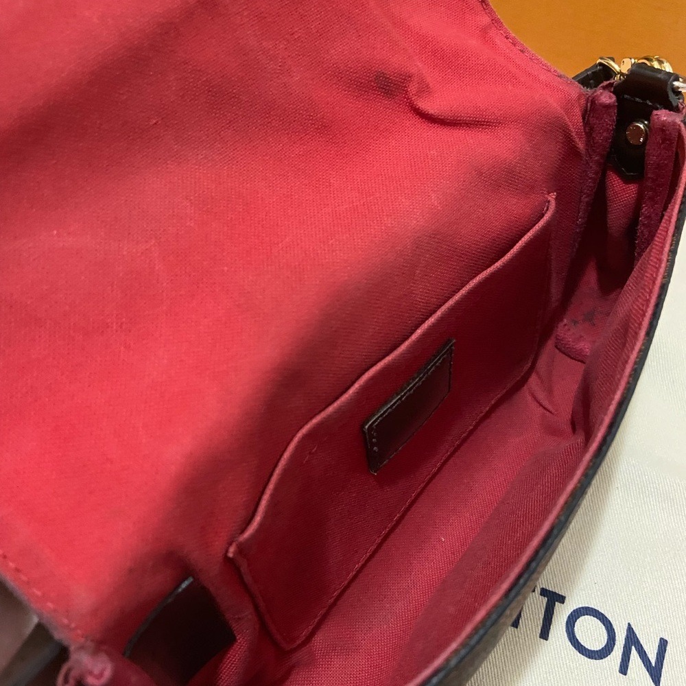 Lv - Picture 9 of 13